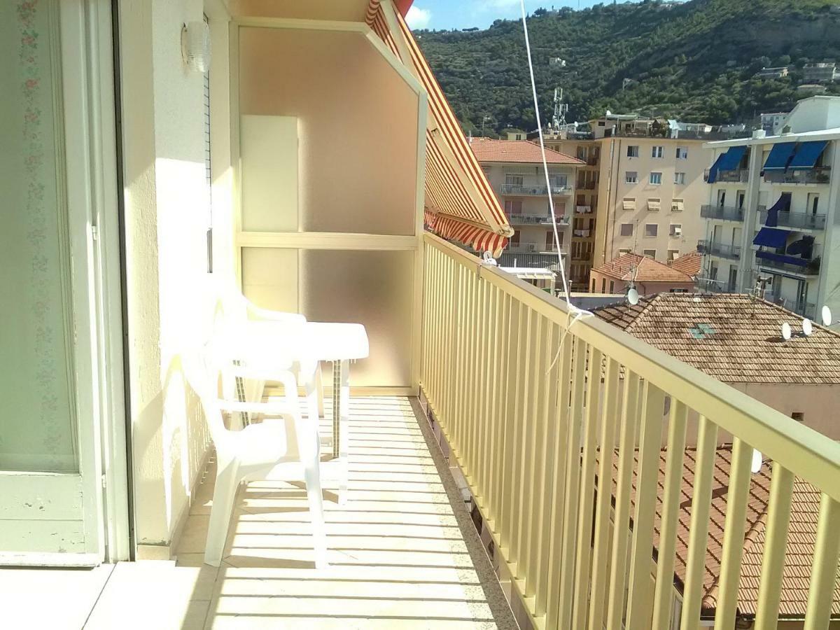 Casa Al Mare Apartment Вентимиля Екстериор снимка